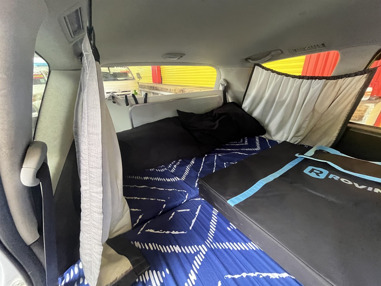 2004 Toyota ipsum