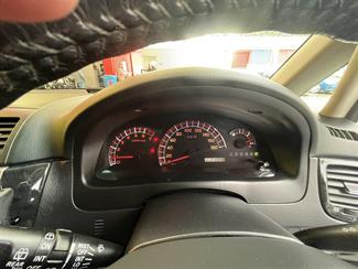 2004 Toyota ipsum - Thumbnail
