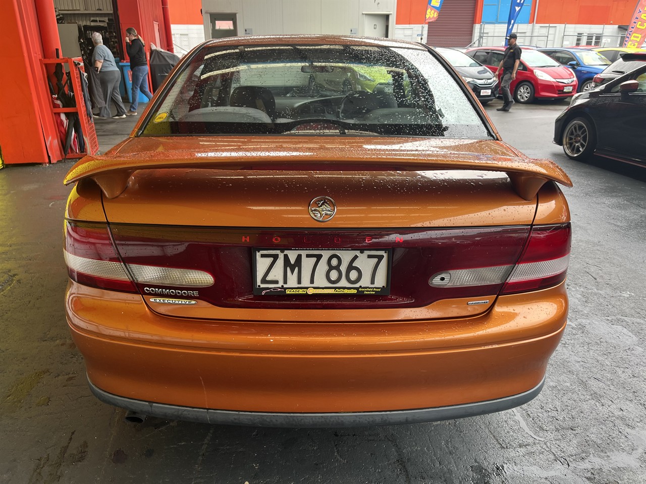 2000 Holden Commodore