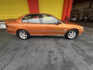 2000 Holden Commodore - Thumbnail