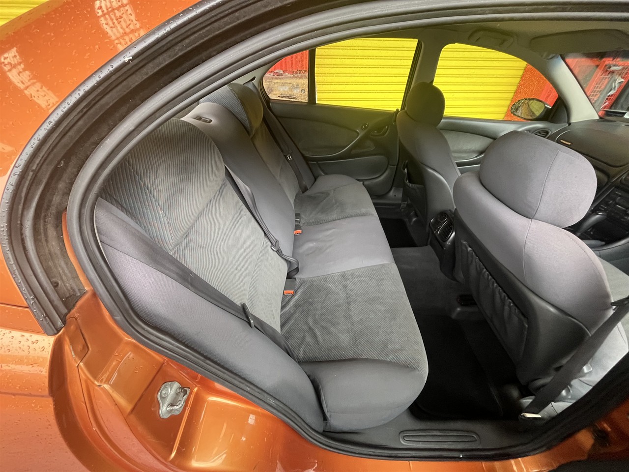 2000 Holden Commodore
