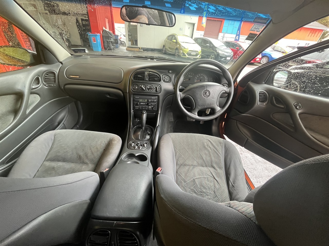 2000 Holden Commodore