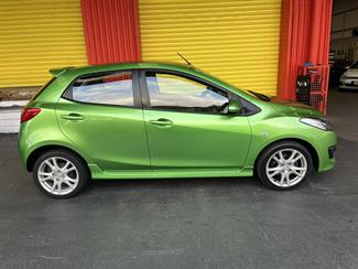 2009 Mazda 2 - Thumbnail