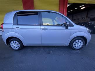 2012 Toyota Porte - Thumbnail