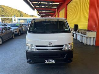 2012 Toyota Hiace - Thumbnail