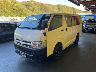 2012 Toyota Hiace - Thumbnail
