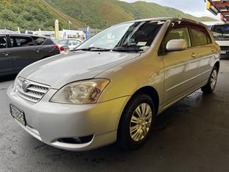 2004 Toyota Corolla - Thumbnail