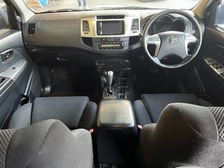 2014 Toyota Hilux - Thumbnail
