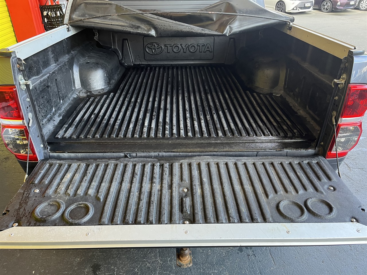 2014 Toyota Hilux