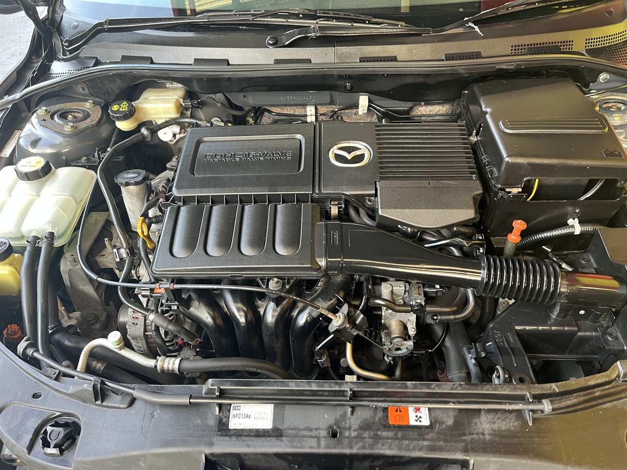 2004 Mazda Axela