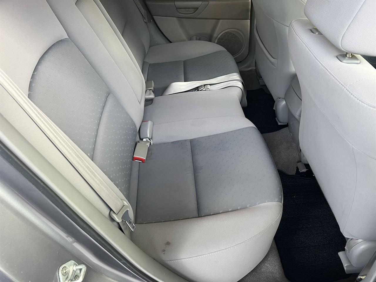2004 Mazda Axela