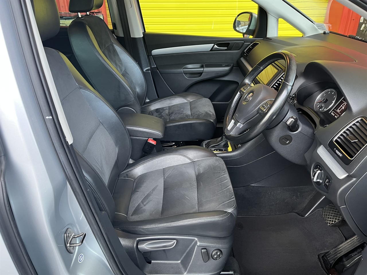 2011 Volkswagen SHARAN