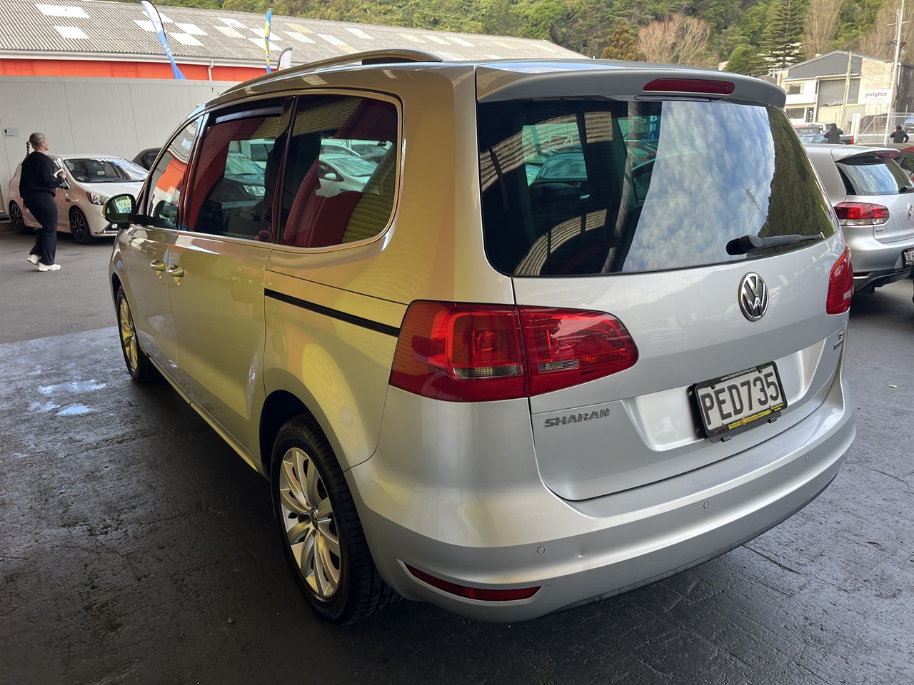 2011 Volkswagen SHARAN