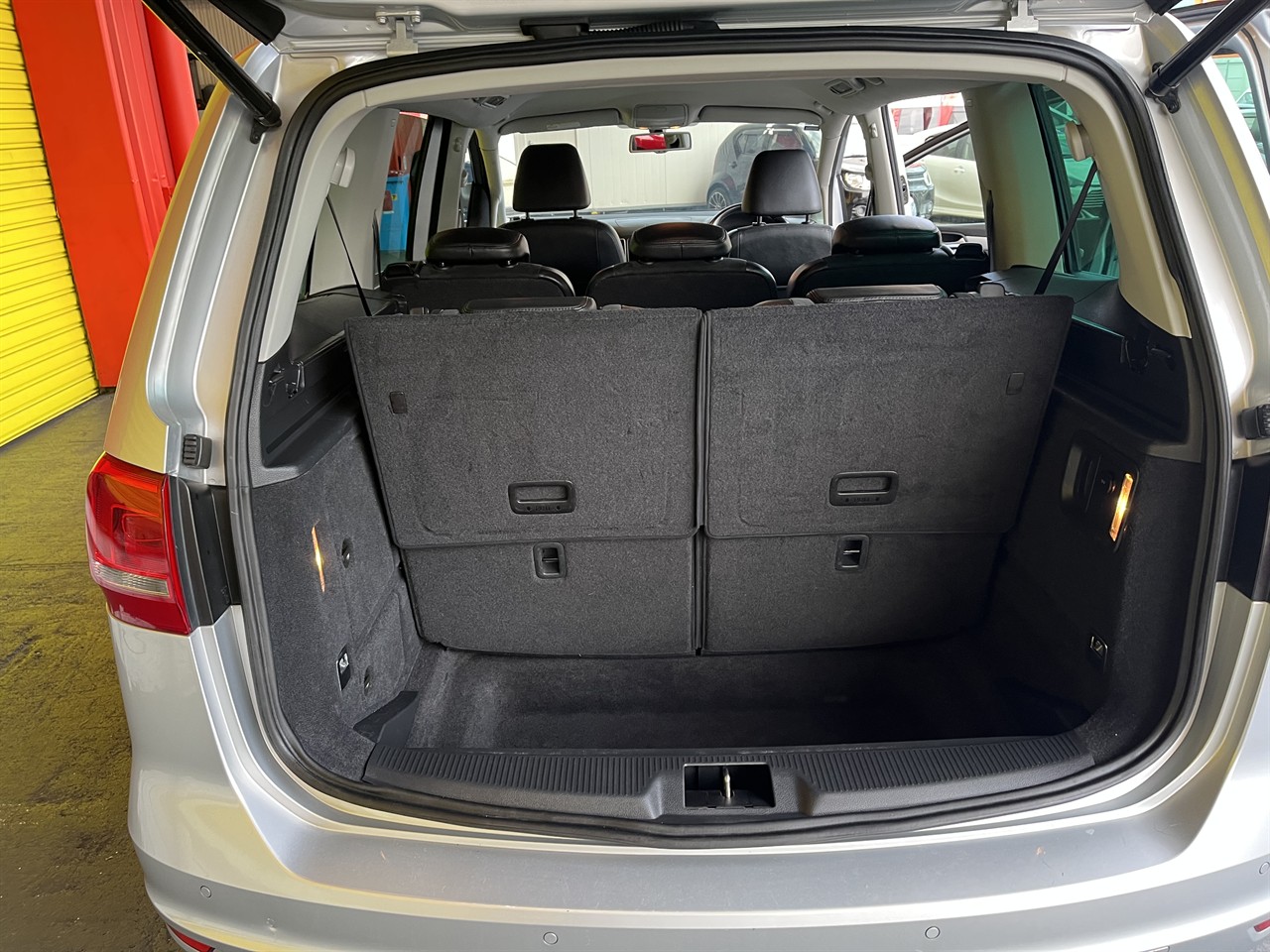 2011 Volkswagen SHARAN