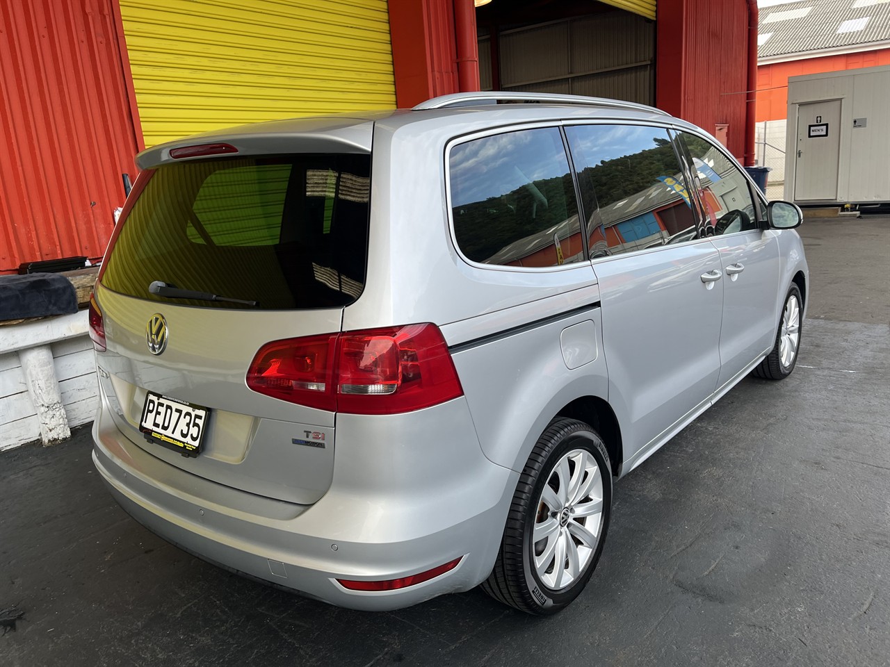 2011 Volkswagen SHARAN