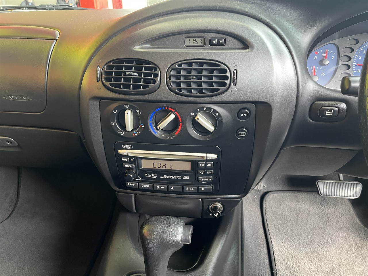 2001 Ford Falcon