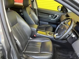 2016 Land Rover Discovery Sport - Thumbnail