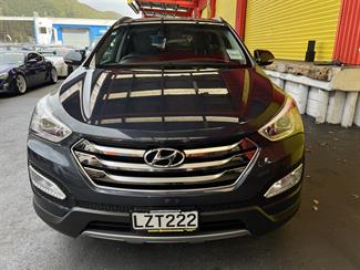2015 Hyundai Santa Fe - Thumbnail