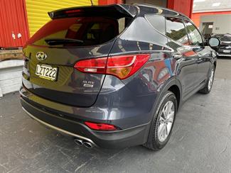 2015 Hyundai Santa Fe - Thumbnail