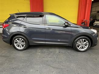 2015 Hyundai Santa Fe - Thumbnail