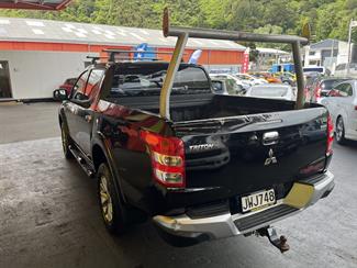 2016 Mitsubishi Triton - Thumbnail