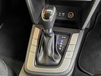 2019 Hyundai elantra - Thumbnail