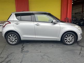 2014 Suzuki Swift - Thumbnail