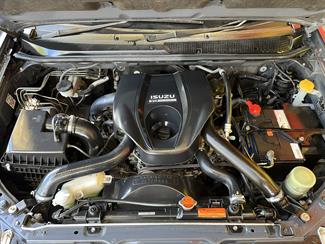 2016 Isuzu D-Max - Thumbnail