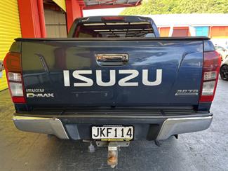 2016 Isuzu D-Max - Thumbnail