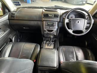 2012 Ssangyong rexton - Thumbnail