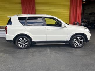 2012 Ssangyong rexton - Thumbnail