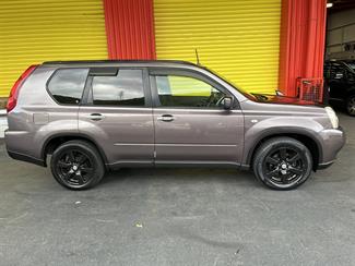 2009 Nissan X-Trail - Thumbnail