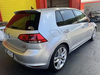 2013 Volkswagen Golf - Thumbnail