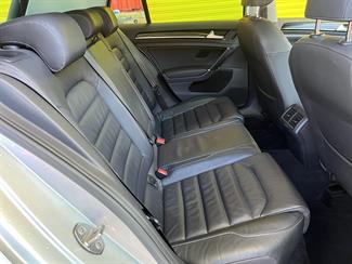 2013 Volkswagen Golf - Thumbnail