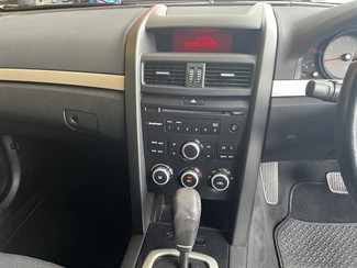 2010 Holden Commodore - Thumbnail