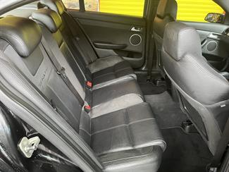 2010 Holden Hsv - Thumbnail