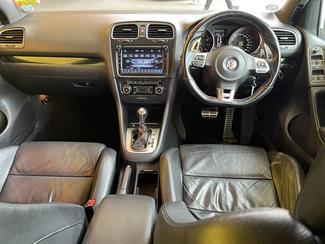 2009 Volkswagen Golf - Thumbnail