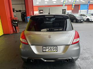 2014 Suzuki Swift - Thumbnail