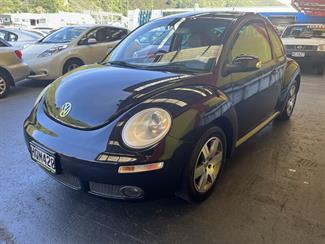 2009 Volkswagen Beetle - Thumbnail