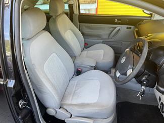 2009 Volkswagen Beetle - Thumbnail