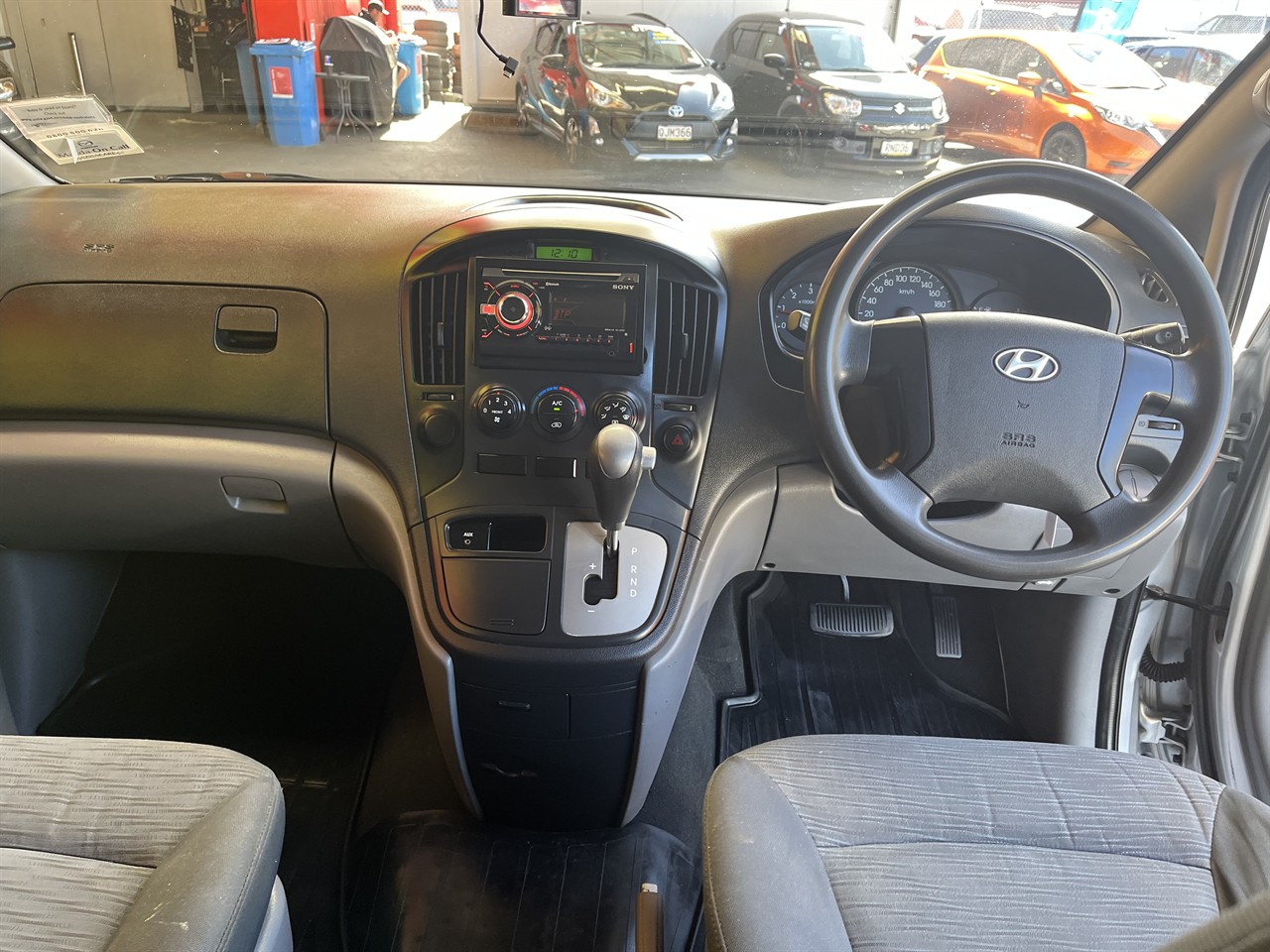 2010 Hyundai H1