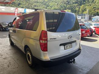 2010 Hyundai H1 - Thumbnail