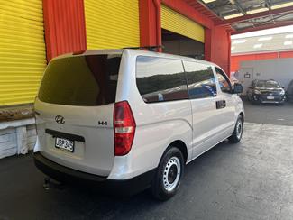 2010 Hyundai H1 - Thumbnail