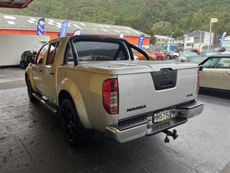 2014 Nissan Navara - Thumbnail