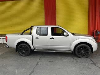 2014 Nissan Navara - Thumbnail