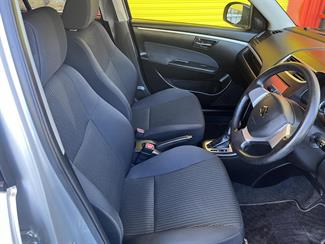 2015 Suzuki Swift - Thumbnail