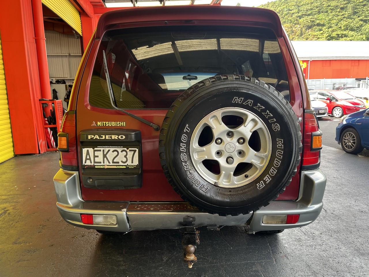 2000 Mitsubishi Pajero