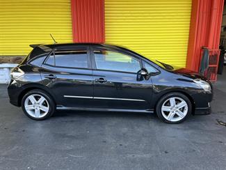 2012 Toyota Blade - Thumbnail