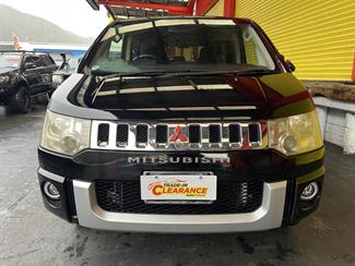 2014 Mitsubishi DELICA - Thumbnail