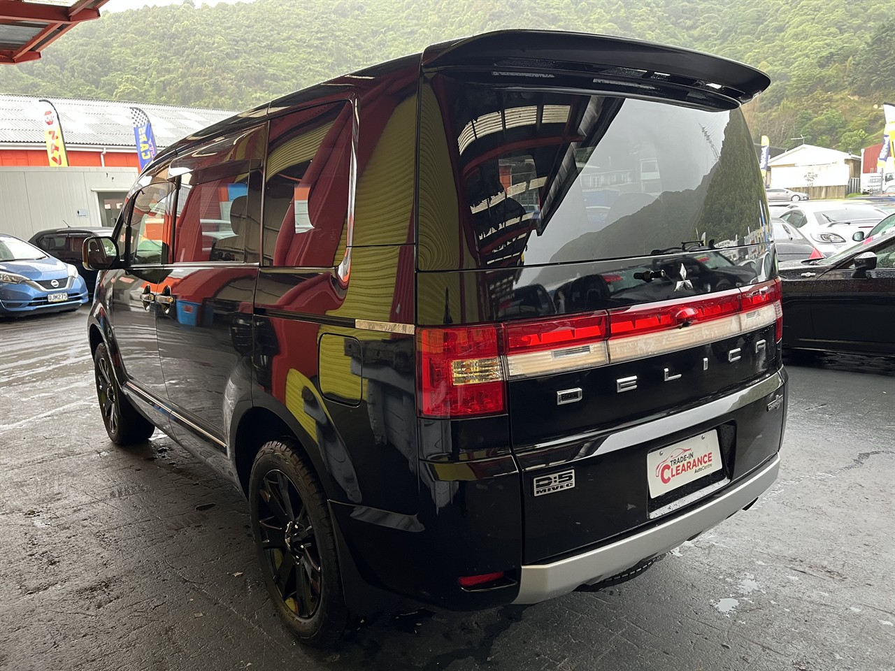 2014 Mitsubishi DELICA